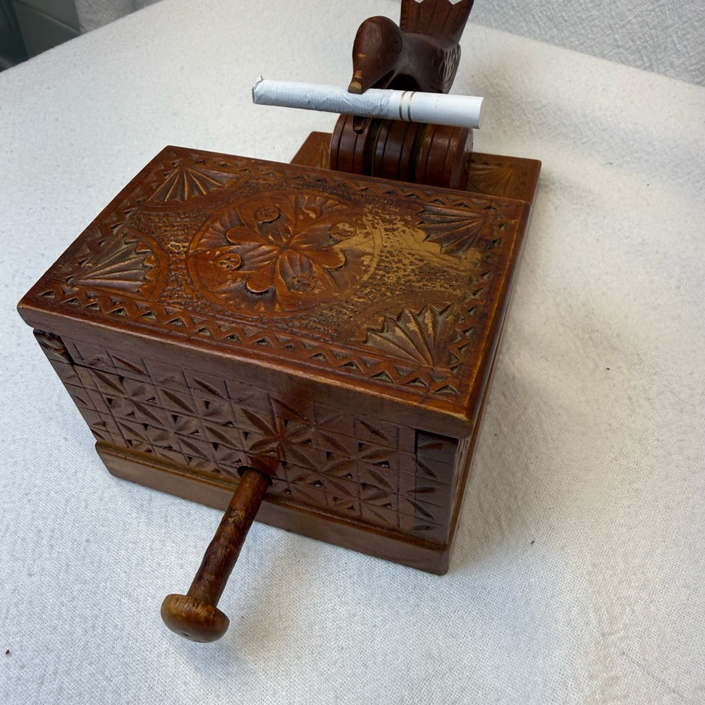 SOLD. VTG Carved Wood Cigarette Dispenser - Picture 5 of 8